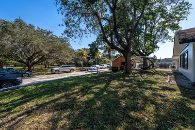 1710 SW 142nd Avenue, Davie, FL 33325 - Photo 70