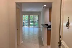 16101 Emerald Estates Dr, Weston, FL 33331 - Photo 4