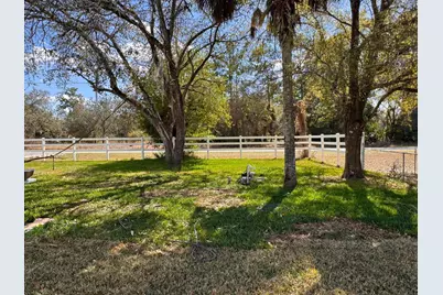 357 Hunting Club Avenue, Clewiston, FL 33440 - Photo 20