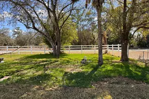 357 Hunting Clb Ave, Clewiston, FL 33440 - Photo 20