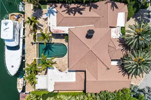 3 Isla Bahia Dr, Fort Lauderdale, FL 33316 - Photo 4
