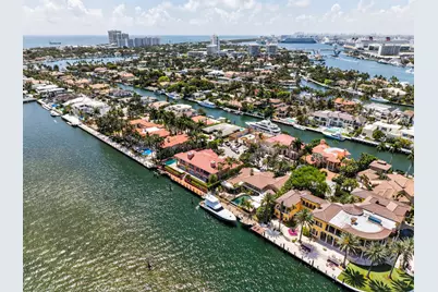 3 Isla Bahia Drive, Fort Lauderdale, FL 33316 - Photo 2