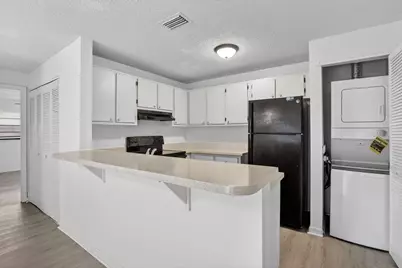 9414 NW 49th Place #14, Sunrise, FL 33351 - Photo 2