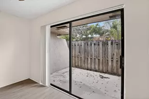 9414 NW 49th Pl, Sunrise, FL 33351 - Photo 10