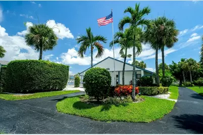 1007 Green Pine Boulevard #D2, West Palm Beach, FL 33409 - Photo 16