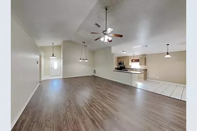 762 SE Polynesian Avenue, Port Saint Lucie, FL 34983 - Photo 2