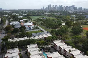 1401 NE 9th St, Fort Lauderdale, FL 33304 - Photo 16