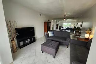 2300 NE 1st Ln, Boynton Beach, FL 33435 - Photo 8