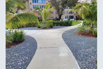 2300 NE 1st Lane #309, Boynton Beach, FL 33435 - Photo 26