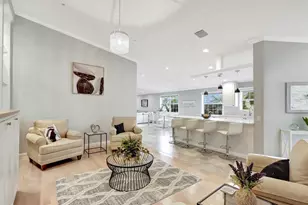 11361 SW Pembroke Dr, Port Saint Lucie, FL 34987 - Photo 8