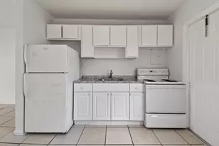 1172 W 34th St, Riviera Beach, FL 33404 - Photo 4