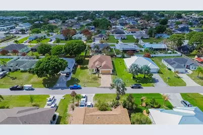930 SW Versailles Avenue, Port Saint Lucie, FL 34953 - Photo 22