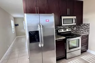 2213 NE 3rd Ave, Delray Beach, FL 33444 - Photo 6