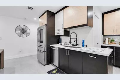 6290 W 16th Avenue, Hialeah, FL 33012 - Photo 22