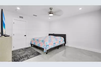 6290 W 16th Avenue, Hialeah, FL 33012 - Photo 40