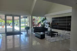 120 Lakeview Dr, Weston, FL 33326 - Photo 2