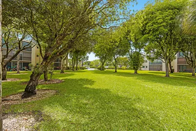 5310 Las Verdes Circle #106, Delray Beach, FL 33484 - Photo 34