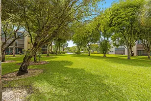 5310 Las Verdes Cir, Delray Beach, FL 33484 - Photo 34