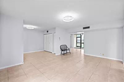 5310 Las Verdes Circle #106, Delray Beach, FL 33484 - Photo 4