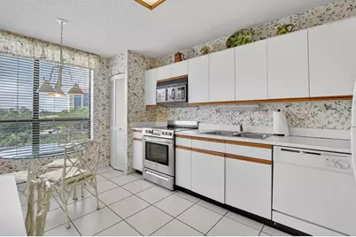 7170 Promenade Drive #401, Boca Raton, FL 33433 - Photo 12