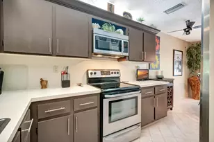 13194 Lucinda Palm Ct, Delray Beach, FL 33484 - Photo 4