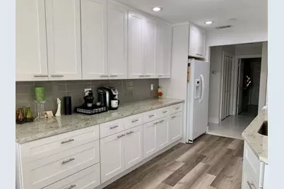 3230 Aqua Vista Drive, Pompano Beach, FL 33062 - Photo 16