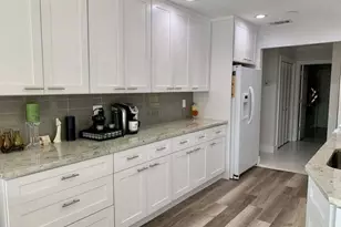 3230 Aqua Vista Dr, Pompano Beach, FL 33062 - Photo 16