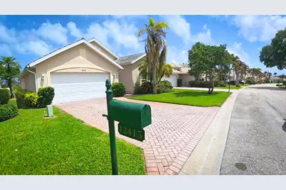 12415 SE Plandome Drive, Hobe Sound, FL 33455 - Photo 2