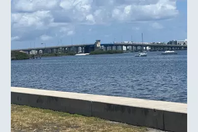 327 S Ocean Breeze Drive #1, Lake Worth, FL 33460 - Photo 18