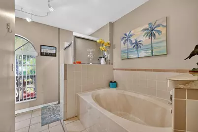 6180 S 30th Ct Court S, Saint Petersburg, FL 33712 - Photo 18