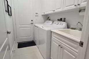 10311 Peninsula Pl, Parkland, FL 33076 - Photo 16