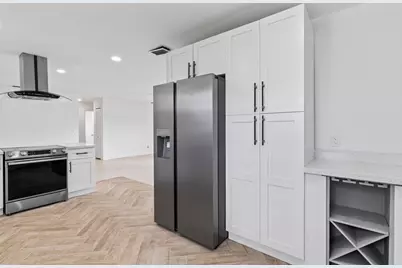 106 NW Curtis Street, Port Saint Lucie, FL 34983 - Photo 6