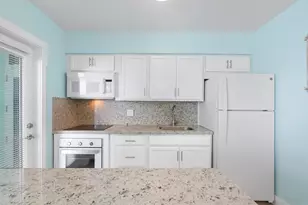 2600 N Surf Rd, Hollywood, FL 33019 - Photo 10