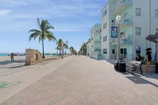 2600 N Surf Rd, Hollywood, FL 33019 - Photo 22