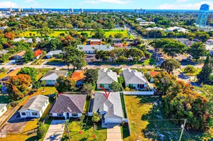 341 Oak Aly, Delray Beach, FL 33444 - Photo 40