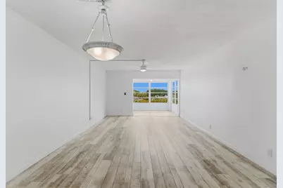 9233 SW 8th Street #404, Boca Raton, FL 33428 - Photo 10
