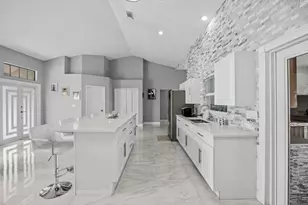 471 NW Sherbrooke Ave, Port Saint Lucie, FL 34983 - Photo 8