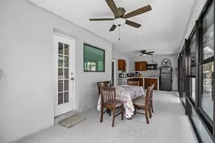 471 NW Sherbrooke Ave, Port Saint Lucie, FL 34983 - Photo 30