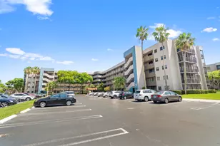 1001 Colony Point Cir, Pembroke Pines, FL 33026 - Photo 42