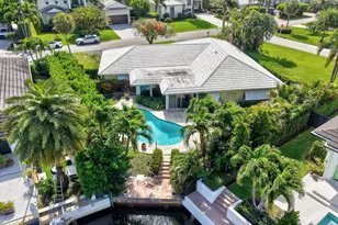 30 Spanish River Dr, Ocean Ridge, FL 33435 - Photo 2