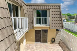 22168 Boca Rancho Dr, Boca Raton, FL 33428 - Photo 2