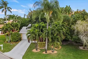 6691 S Pine Ct, West Palm Beach, FL 33418 - Photo 2