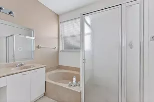 15350 NW 6th Ct, Pembroke Pines, FL 33028 - Photo 18