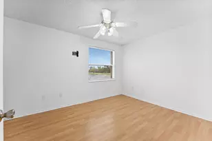 15350 NW 6th Ct, Pembroke Pines, FL 33028 - Photo 26