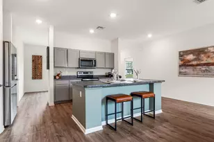 1261 SW Curry St, Port Saint Lucie, FL 34983 - Photo 10