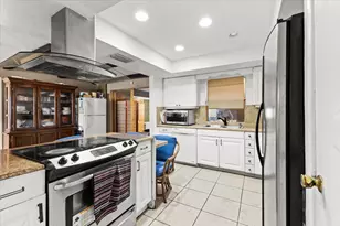 1091 NW 46th Ave, Lauderhill, FL 33313 - Photo 8