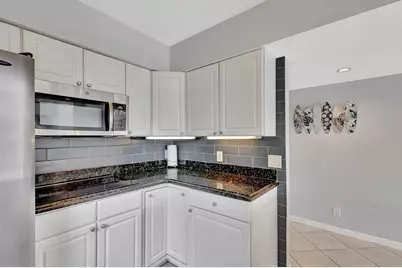 1060 Lake Shore Drive #Apt 204, Lake Park, FL 33403 - Photo 8