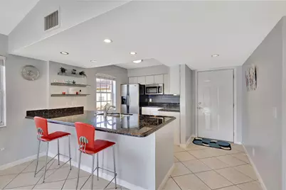 1060 Lake Shore Drive #Apt 204, Lake Park, FL 33403 - Photo 4