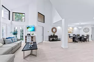 2442 Windsor Way Ct, Wellington, FL 33414 - Photo 4