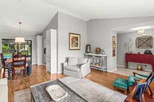 13795 Geranium Pl, Wellington, FL 33414 - Photo 10